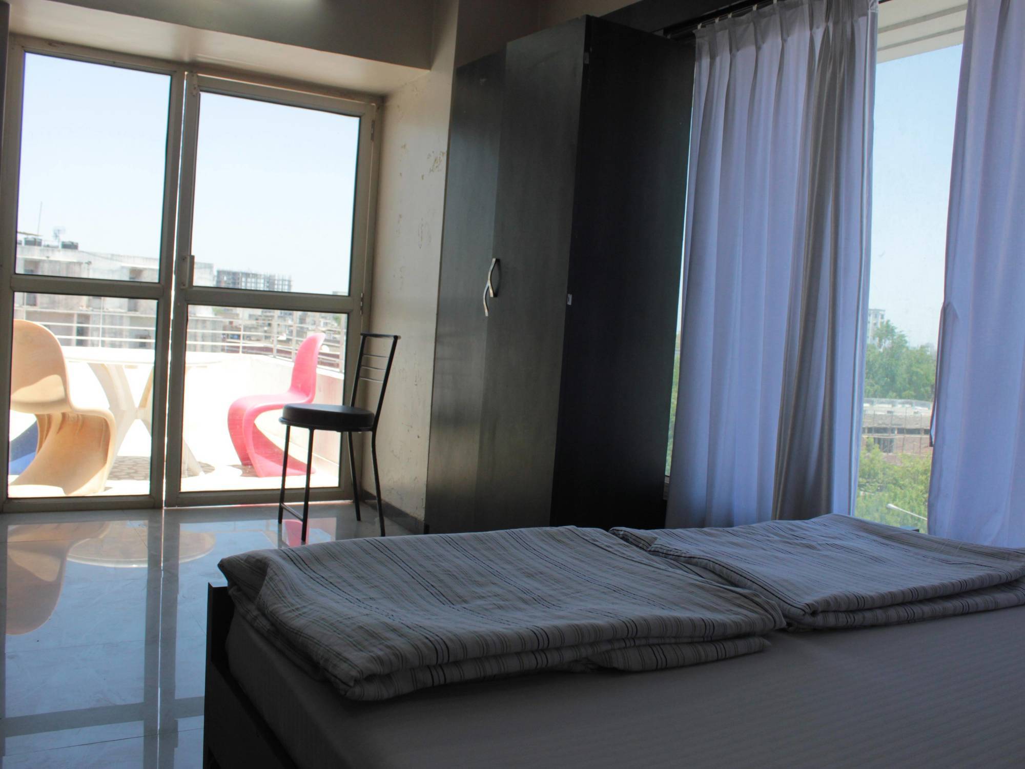 أحمد أباد Hotel Apple Inn المظهر الخارجي الصورة